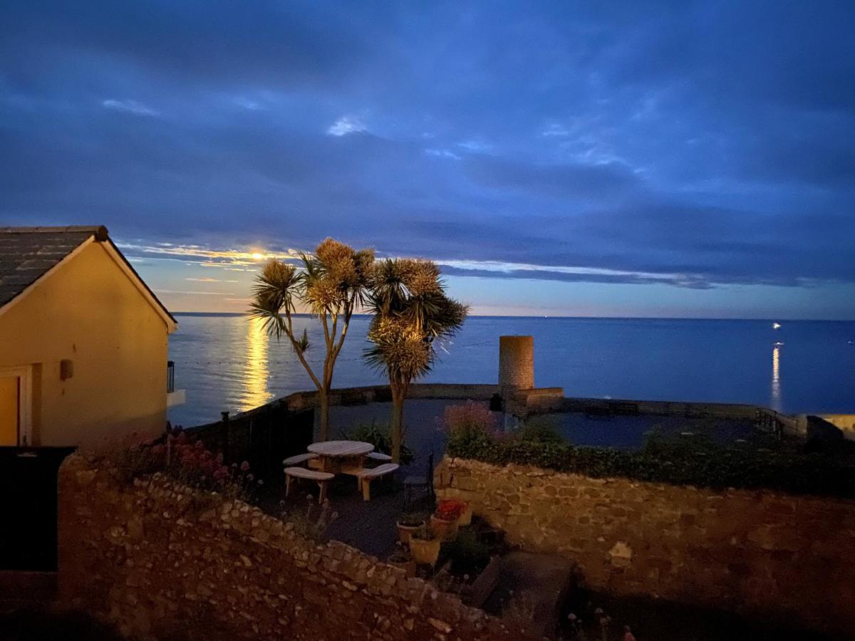 Vitamin Sea With A Sea View And Parking Lyme Regis Luaran gambar